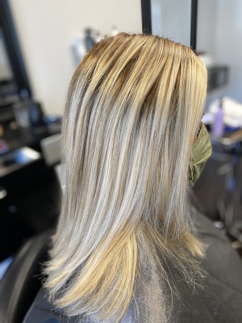 Krista's Hair Salon — salon photo 3